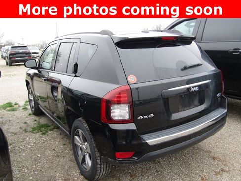 Used 2017 Jeep Compass High Altitude image 3