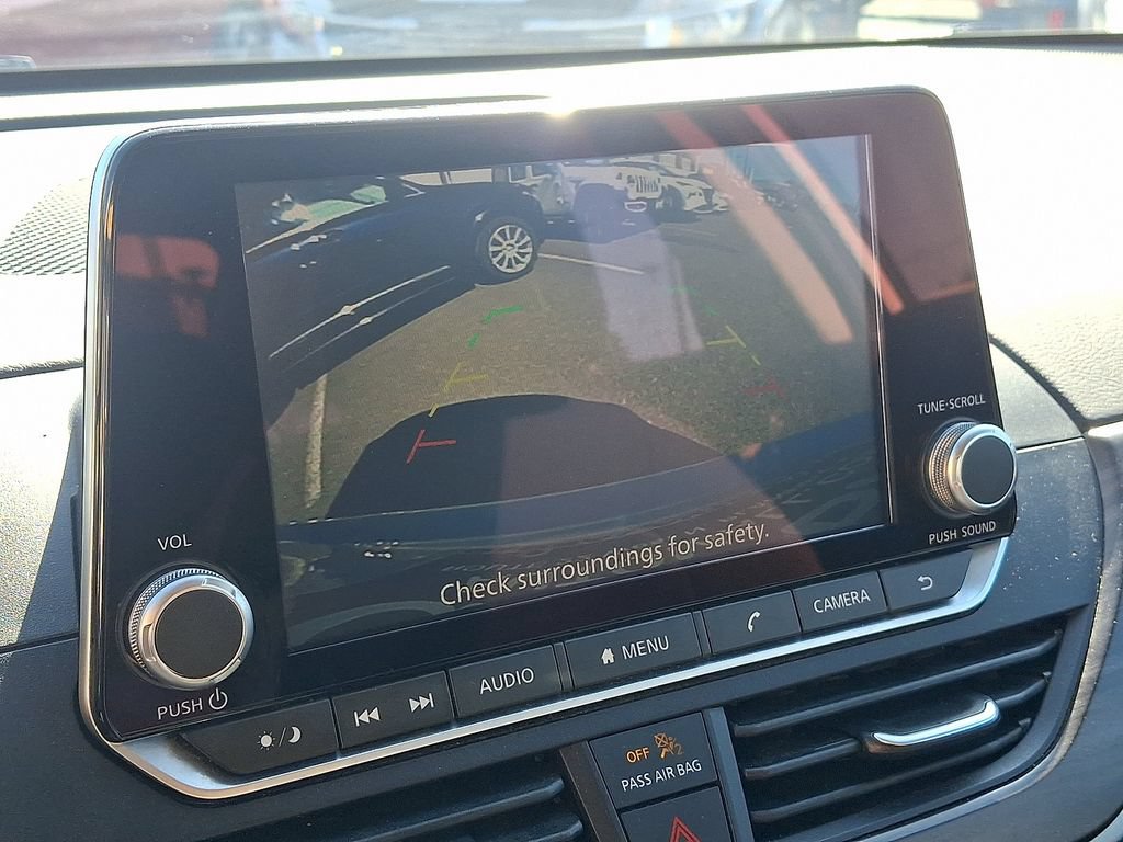 Used 2024 Nissan Altima 2.5 SV FWD image 18