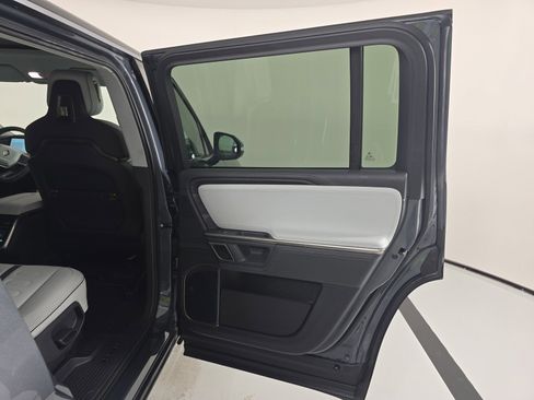 Used 2024 Rivian R1S Adventure image 23