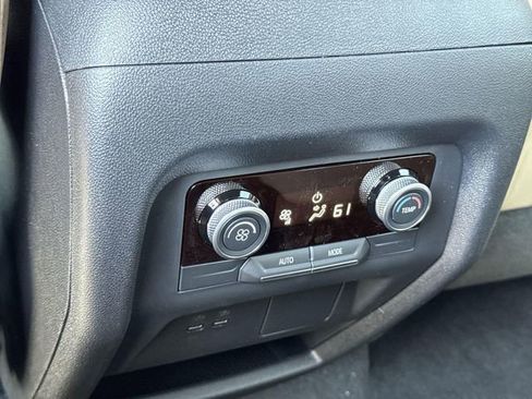 New 2026 Buick Enclave Preferred FWD image 26