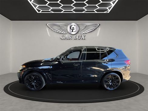 Used 2020 BMW X5 M Competition w/ Executive Package image 3