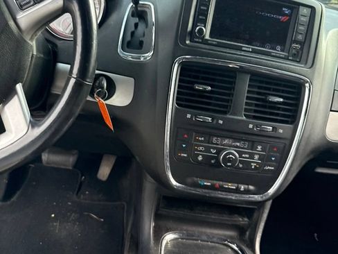 Used 2019 Dodge Grand Caravan GT FWD image 6
