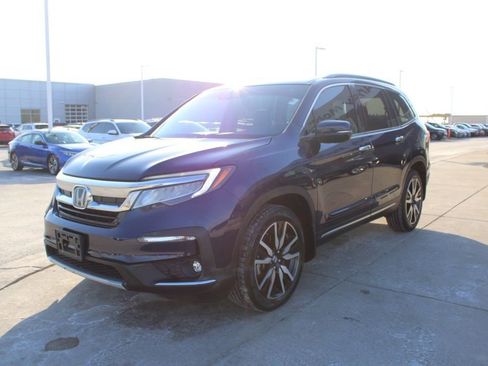 Used 2019 Honda Pilot Elite image 3