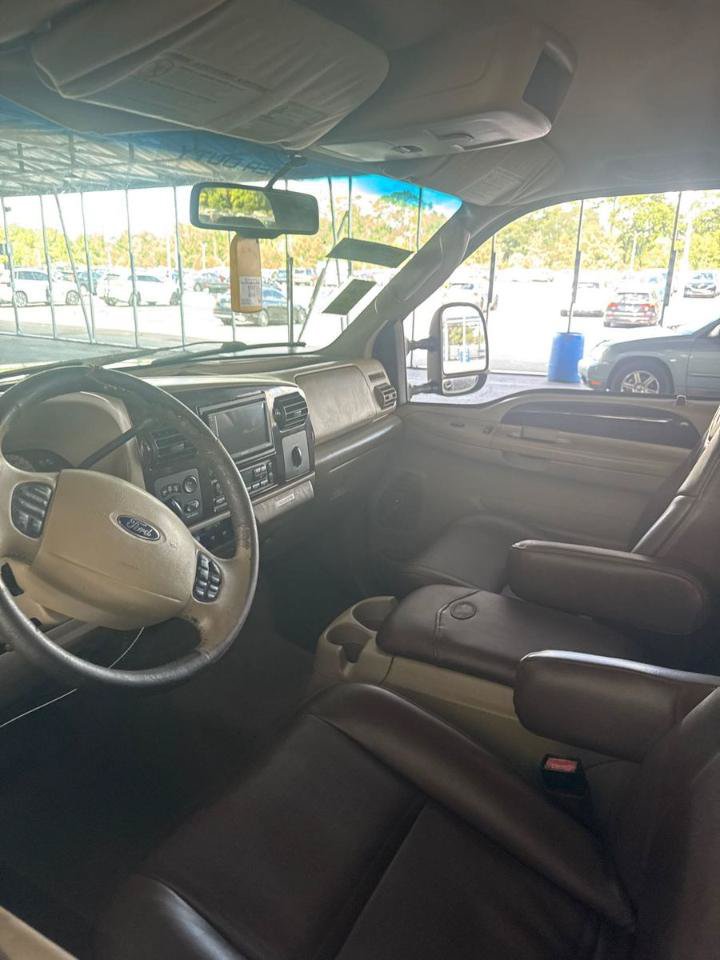 Used 2006 Ford F350 King Ranch AWD/4WD image 15