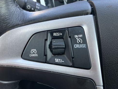 Used 2013 Chevrolet Equinox LT image 16