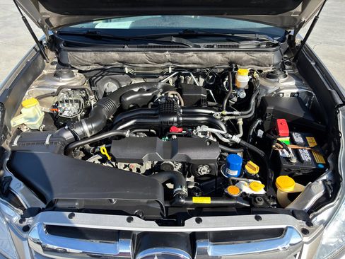 Used 2014 Subaru Outback 2.5i Premium image 10