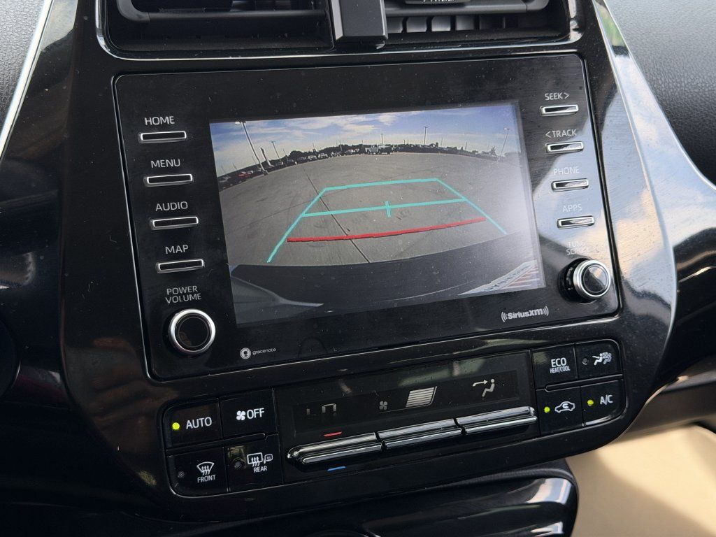 Used 2022 Toyota Prius FWD image 18