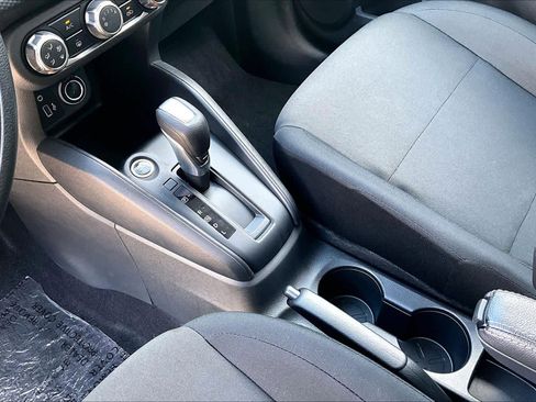 Used 2025 Nissan Kicks Play S image 15