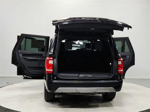 Used 2018 Ford Expedition XLT w/ Equipment Group 201A image 14