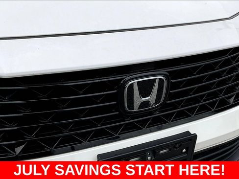 Used 2024 Honda Accord EX image 38