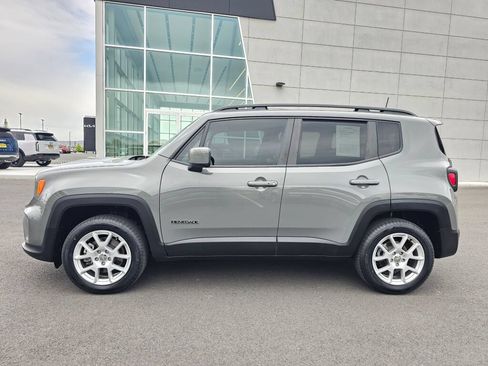 Used 2021 Jeep Renegade Latitude w/ Convenience Group AWD/4WD image 3