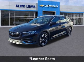 Used 2018 Buick Regal Essence w/ Driver Confidence Package #1 video 3