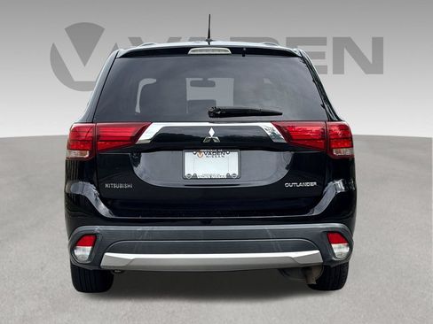Used 2016 Mitsubishi Outlander ES FWD image 21