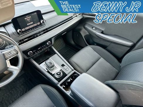 Used 2024 Mitsubishi Outlander ES image 21