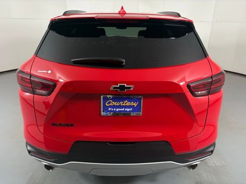 Used 2023 Chevrolet Blazer LT w/ Convenience Package image 8