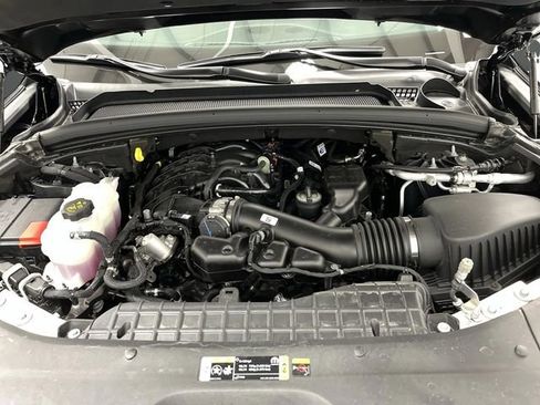 Used 2024 Jeep Grand Cherokee Limited w/ Black Appearance Package image 41