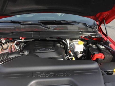 Used 2024 RAM 2500 Big Horn w/ Bed Utility Group image 15