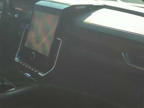 Certified 2025 GMC Yukon Denali image 32