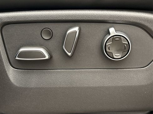 New 2025 Cadillac Escalade ESV Sport Platinum image 31