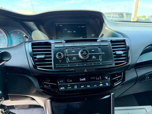 Used 2016 Honda Accord LX-S image 18