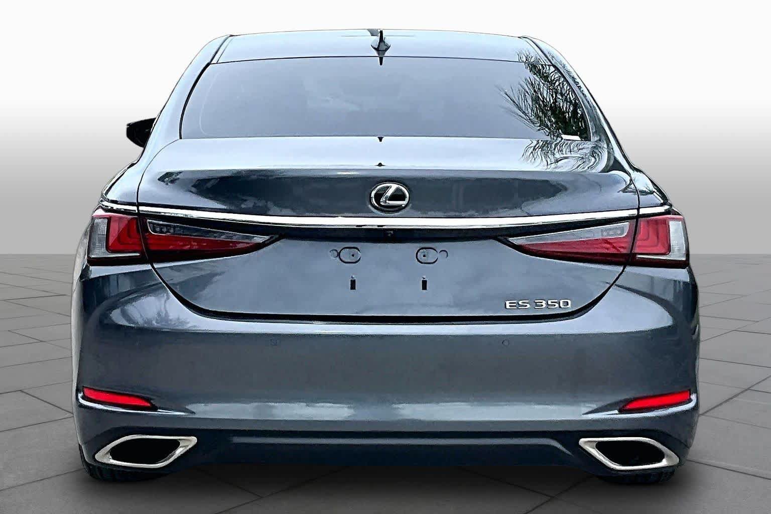 Used 2024 Lexus ES 350 w/ Premium Package FWD image 5