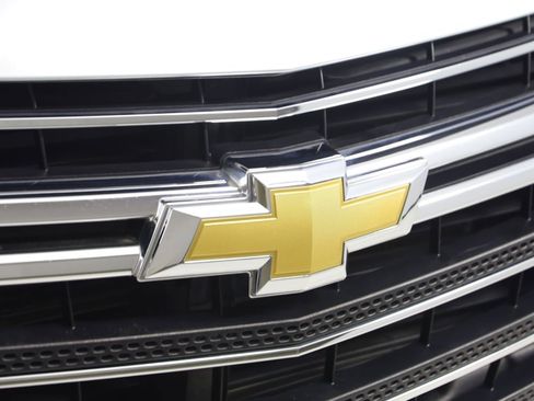 Used 2018 Chevrolet Traverse LT FWD image 16