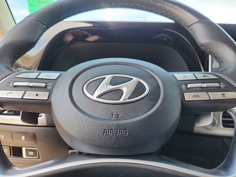 Used 2023 Hyundai Palisade Limited w/ Cargo Package image 11