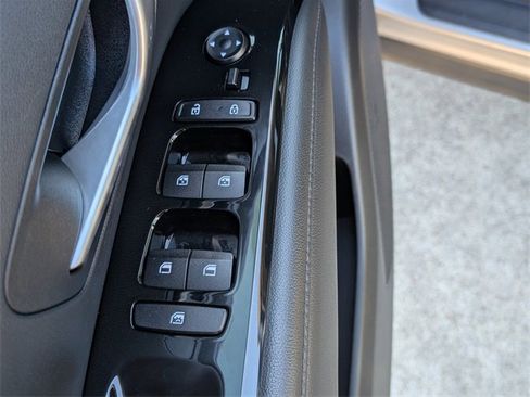 Used 2022 Hyundai Tucson SEL image 11