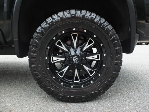 Used 2022 Chevrolet Silverado 2500 High Country w/ Safety Package II AWD/4WD image 10