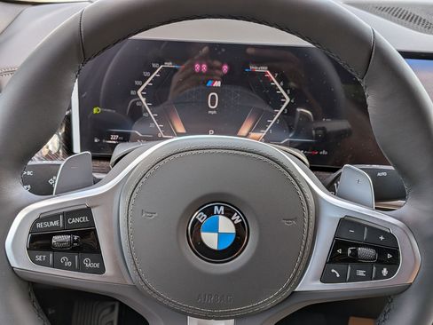 New 2026 BMW X6 xDrive40i image 21