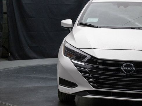 New 2025 Nissan Versa SV w/ Trunk Package image 5