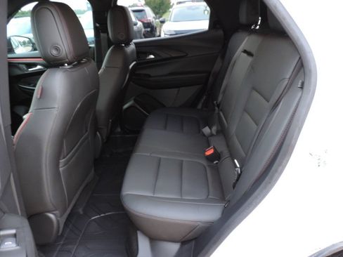 Used 2024 Chevrolet TrailBlazer RS w/ Driver Confidence Package FWD image 21