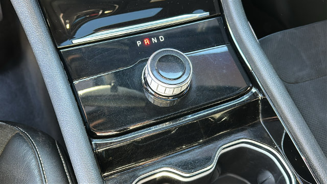 Used 2023 Jeep Grand Cherokee Altitude AWD/4WD image 19
