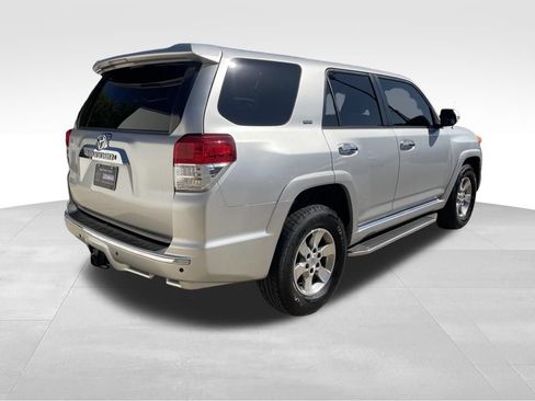 Used 2013 Toyota 4Runner SR5 RWD image 5