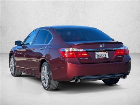 Used 2015 Honda Accord Sport image 8