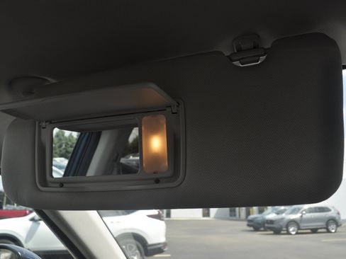 Used 2025 Honda CR-V EX image 28