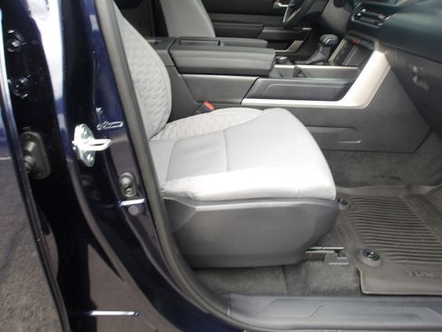 Used 2025 Toyota Tundra SR5 image 9