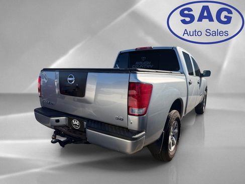 Used 2008 Nissan Titan SE RWD image 3