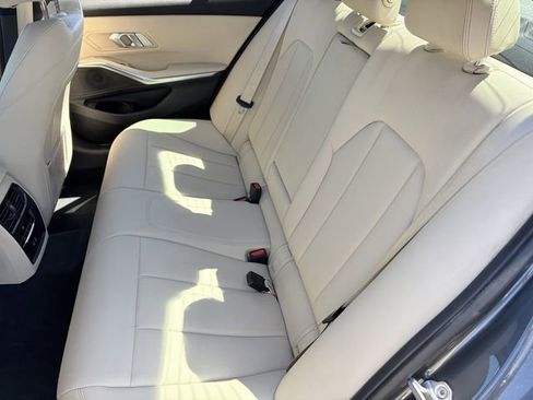 Used 2021 BMW 330i Sedan w/ Convenience Package RWD image 18