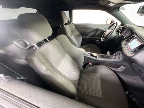 Used 2023 Dodge Challenger R/T w/ Blacktop Package image 27