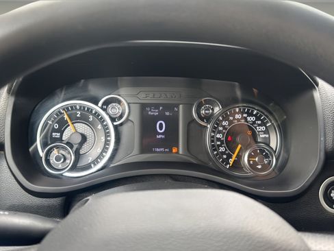 Used 2022 RAM 2500 Tradesman AWD/4WD image 13