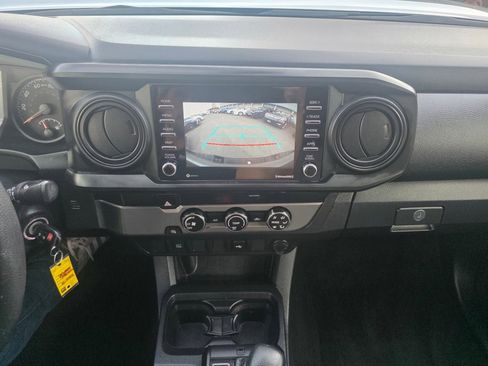 Used 2022 Toyota Tacoma SR image 19