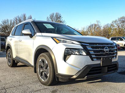 Used 2025 Nissan Rogue SV w/ SV Premium Package