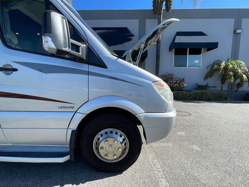 Used 2013 Mercedes-Benz Sprinter 3500 image 58