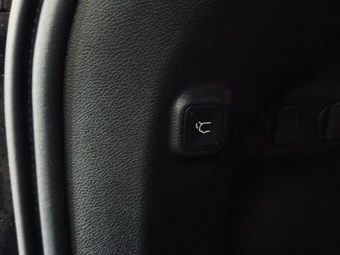 Certified 2022 Jeep Cherokee Trailhawk w/ Comfort/Convenience Group image 13