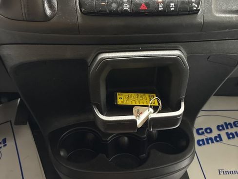 Used 2025 RAM ProMaster 2500 w/ Safety Group FWD image 22