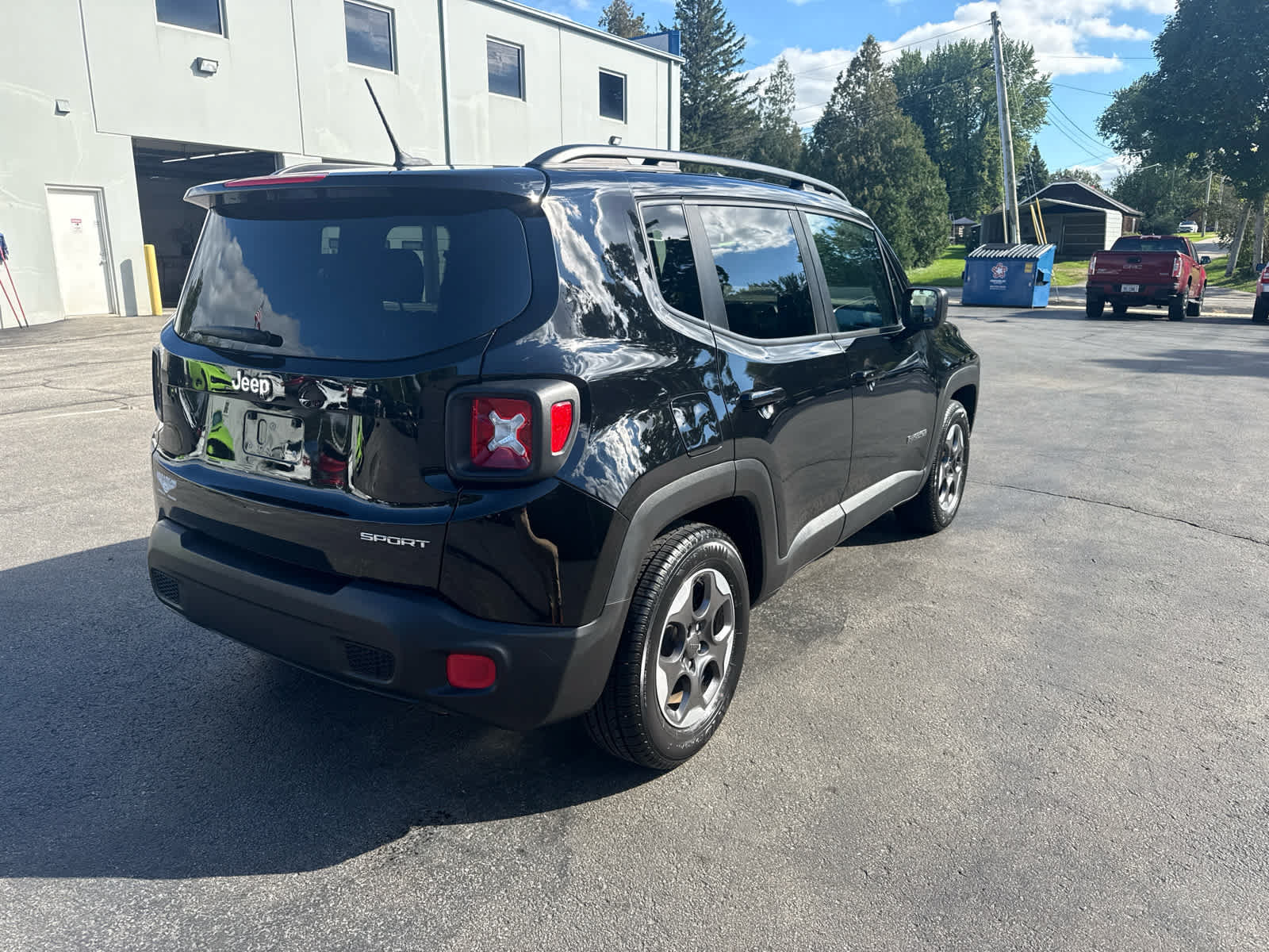 Used 2016 Jeep Renegade Sport w/ Power & Air Group FWD image 3
