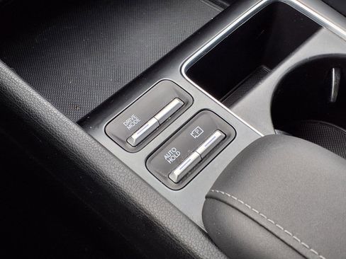 Used 2025 Hyundai Sonata SEL FWD image 18
