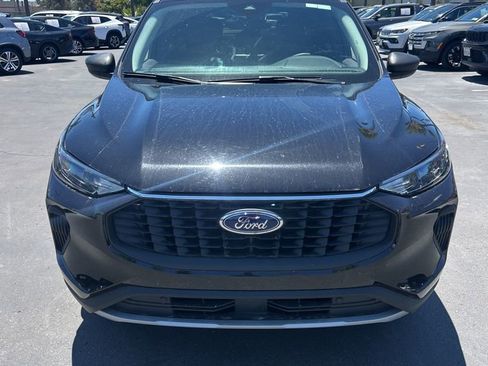 Used 2025 Ford Escape Active AWD/4WD image 4