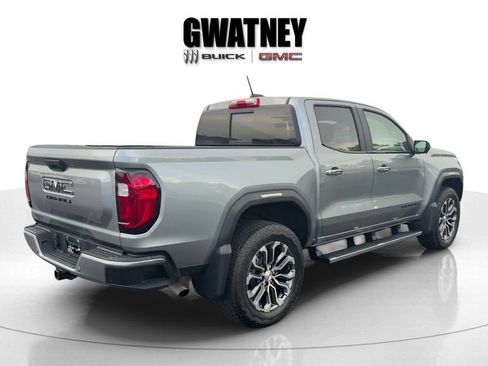 Used 2025 GMC Canyon Denali AWD/4WD image 5